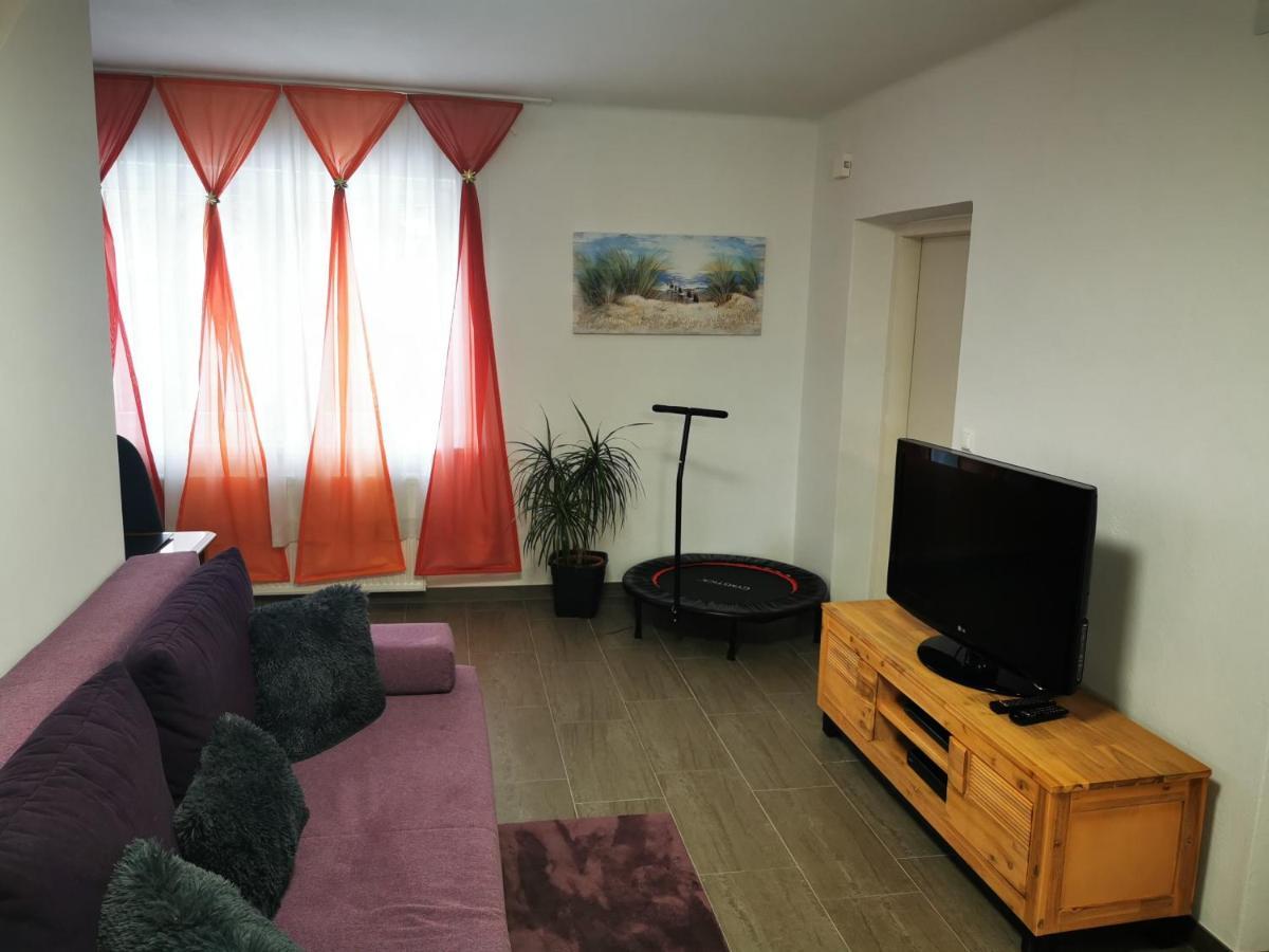 شقة Panoramablick Exklusiv فيلاخ المظهر الخارجي الصورة